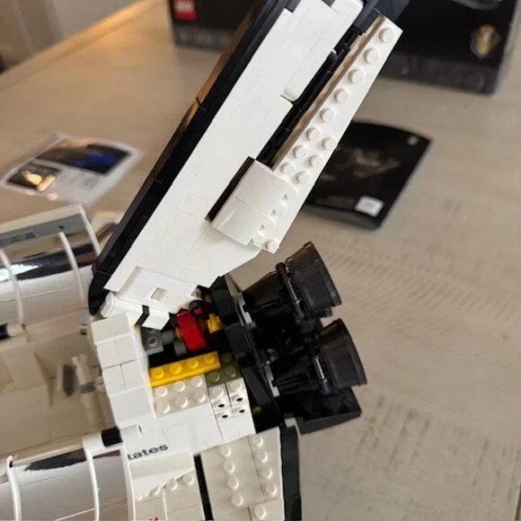 LEGO 10283 NASA Space Shuttle Discovery • Assembled • Box & Manual